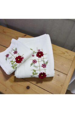 TUTUYA TEXTIL YONCAGÜL NAKIŞLI BEYAZ RENK ANALI KIZLI HAVLU TAKIMI ÇEYİZLİK HAVLU 3 BOTLU HAVLU