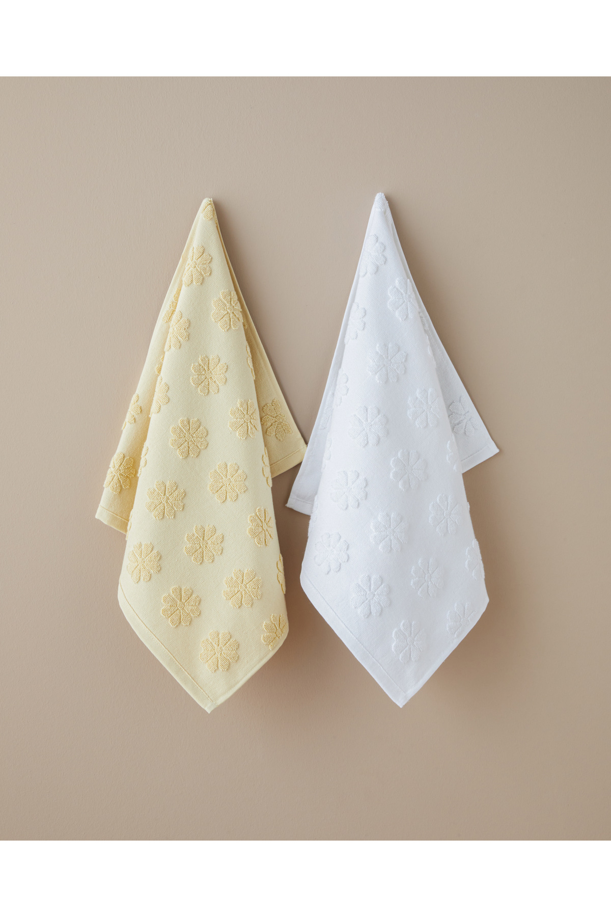 English Home Calm Daisy Pamuk Yüz Havlusu 50x80 cm Beyaz - Görsel 3