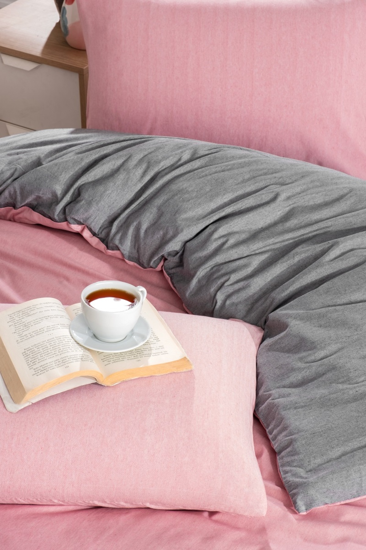 Valezium ANTRASIT-MÜRDÜM ÇİFT KİŞİLİK NEVRESİM TAKIMI LASTİKLİ ÇARŞAF VE 2 YASTIK KILIFI - Görsel 2