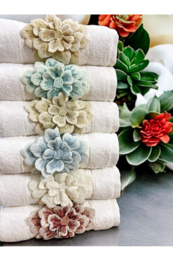 AYHANHOME 6'lı 3d Menekşe Desenli Çeyizlik 50x90 El Yüz Havlu Seti