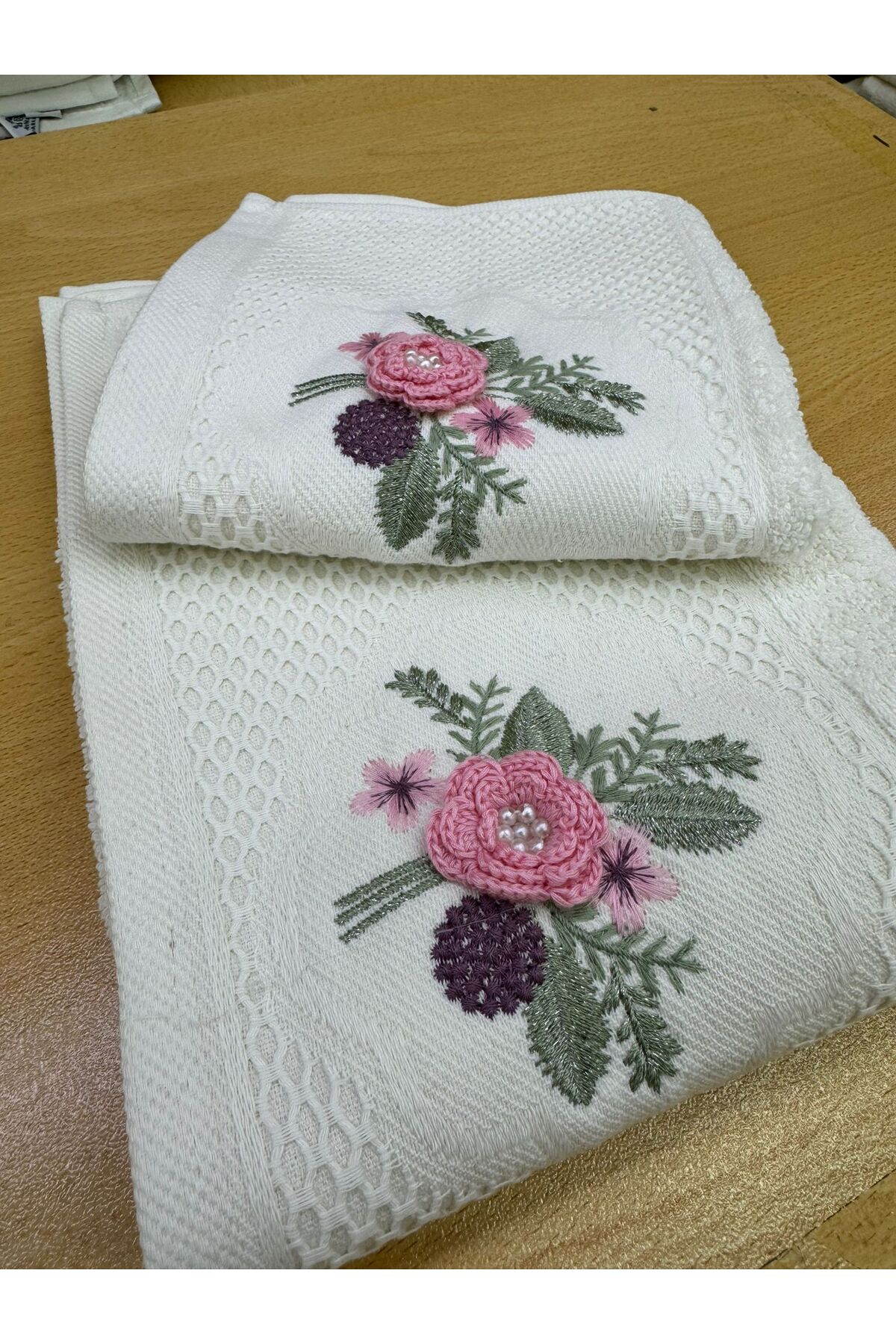 TUTUYA TEXTIL Nakışlı 3 Boyutlu Analı Kızlı Pamuklu havlu - Görsel 2