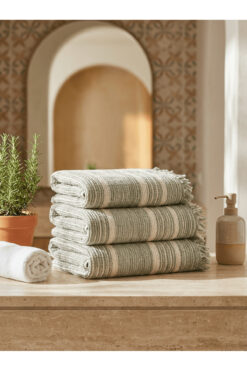 Monochrome Müslin Banyo ve Plaj Havlusu Peştemal-% 100 Pamuklu 4 Kat (100 cm x 190 cm) Ekru- Yeşil Çizgili