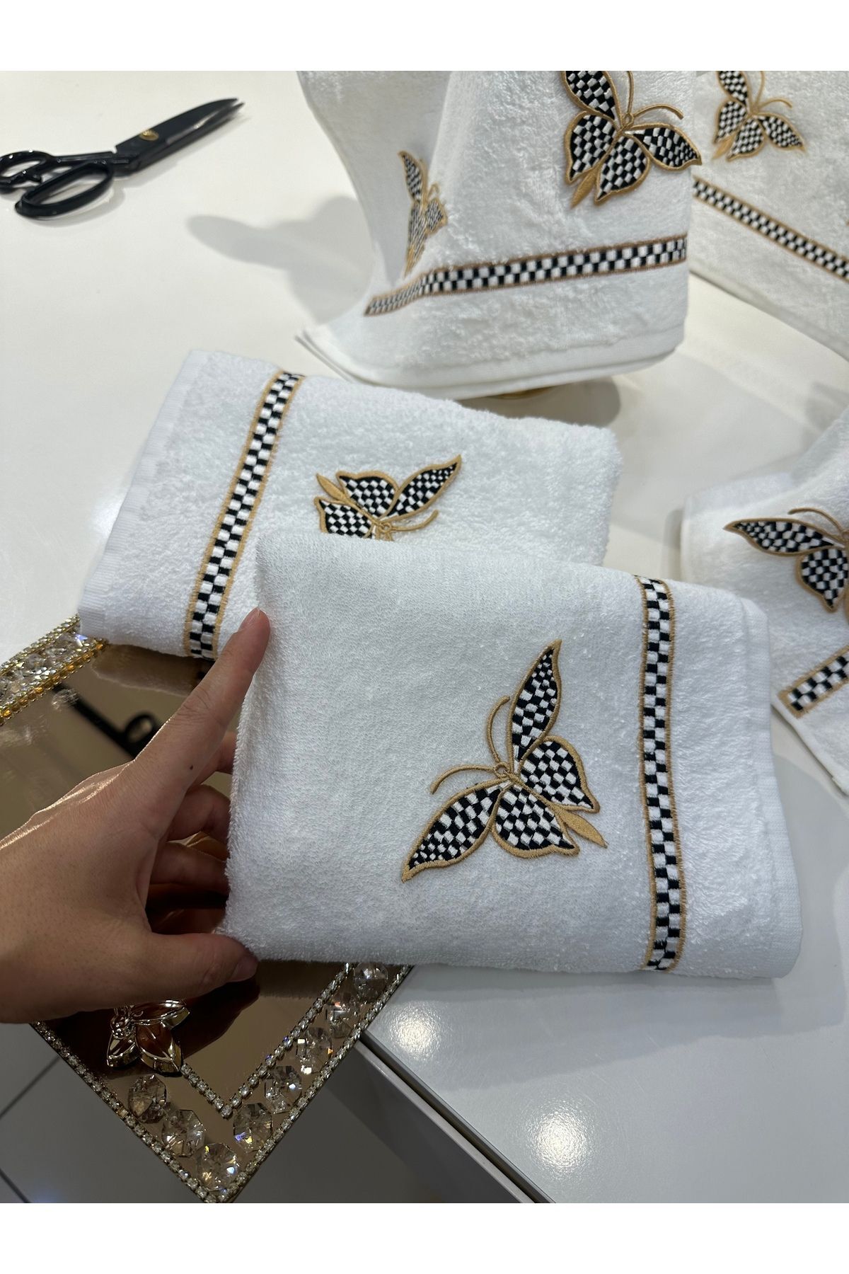 incisecrethome Havlu , Kelebek Desenli Üç Boyutlu Nakış İşlemeli Bambu Baş havlusu ( 50*90 )