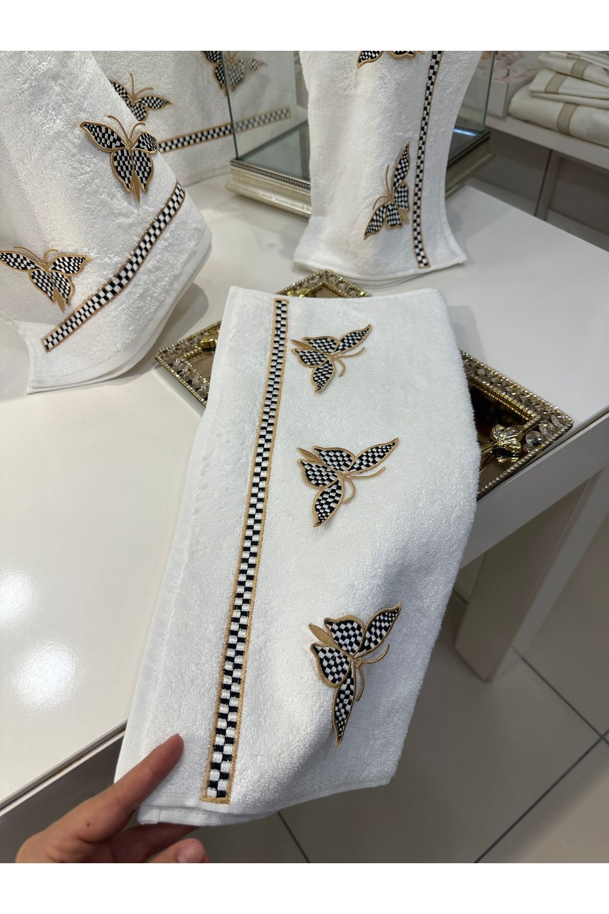 incisecrethome Havlu , Kelebek Desenli Üç Boyutlu Nakış İşlemeli Bambu Baş havlusu ( 50*90 ) - Görsel 2