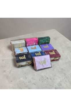 Haktan Yayın Dağıtım MİNİBOY KADİFE KAPLI KURAN ASETAT KUTULU PÜSKÜLLÜ 10LU KARIŞIK