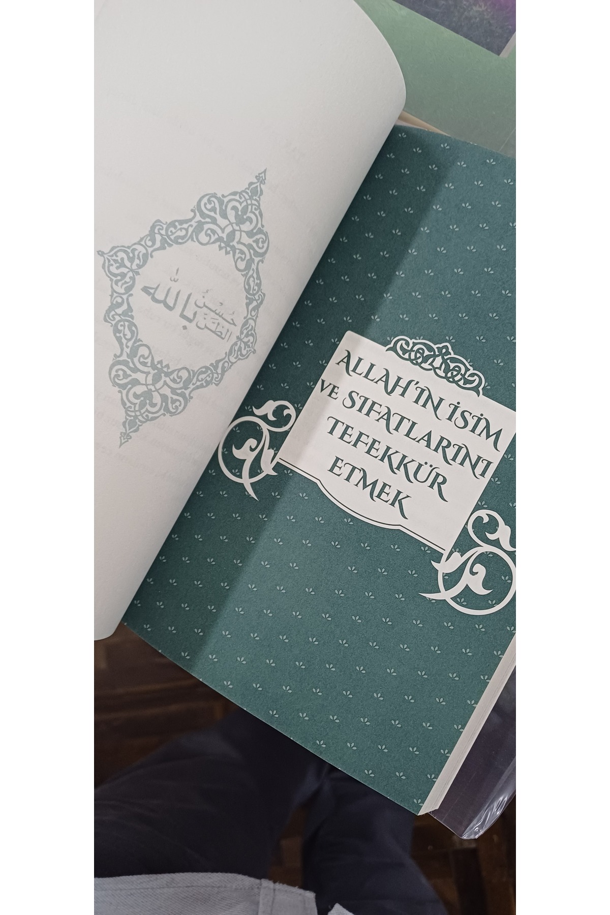 Minber Yayınları ALLAHA HÜSNÜZAN BESLEMEK - Görsel 3