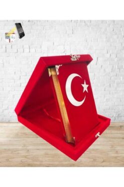 Ayfa Basın Yayın Ay Yıldız Desenli Kadife Kaplı Kuranı Kerim Plaketli Türk Bayrağı Kuranı Kerim