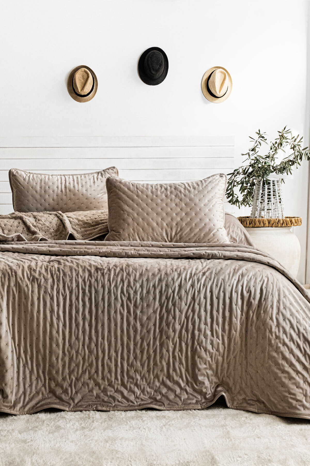 Elart Porto Flame Yatak Örtüsü Çift Kişilik (240x260 cm) Bej