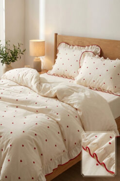 Ricco Lifes Fırfırlı %100 Pamuk Kalpli Çift Kişilik Nevresim Seti