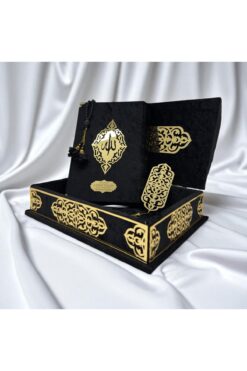 Mustafa Ediz İsme Özel Siyah Kadife Kaplı Büzgülü Model Kutulu Kuran-ı Kerim Seti