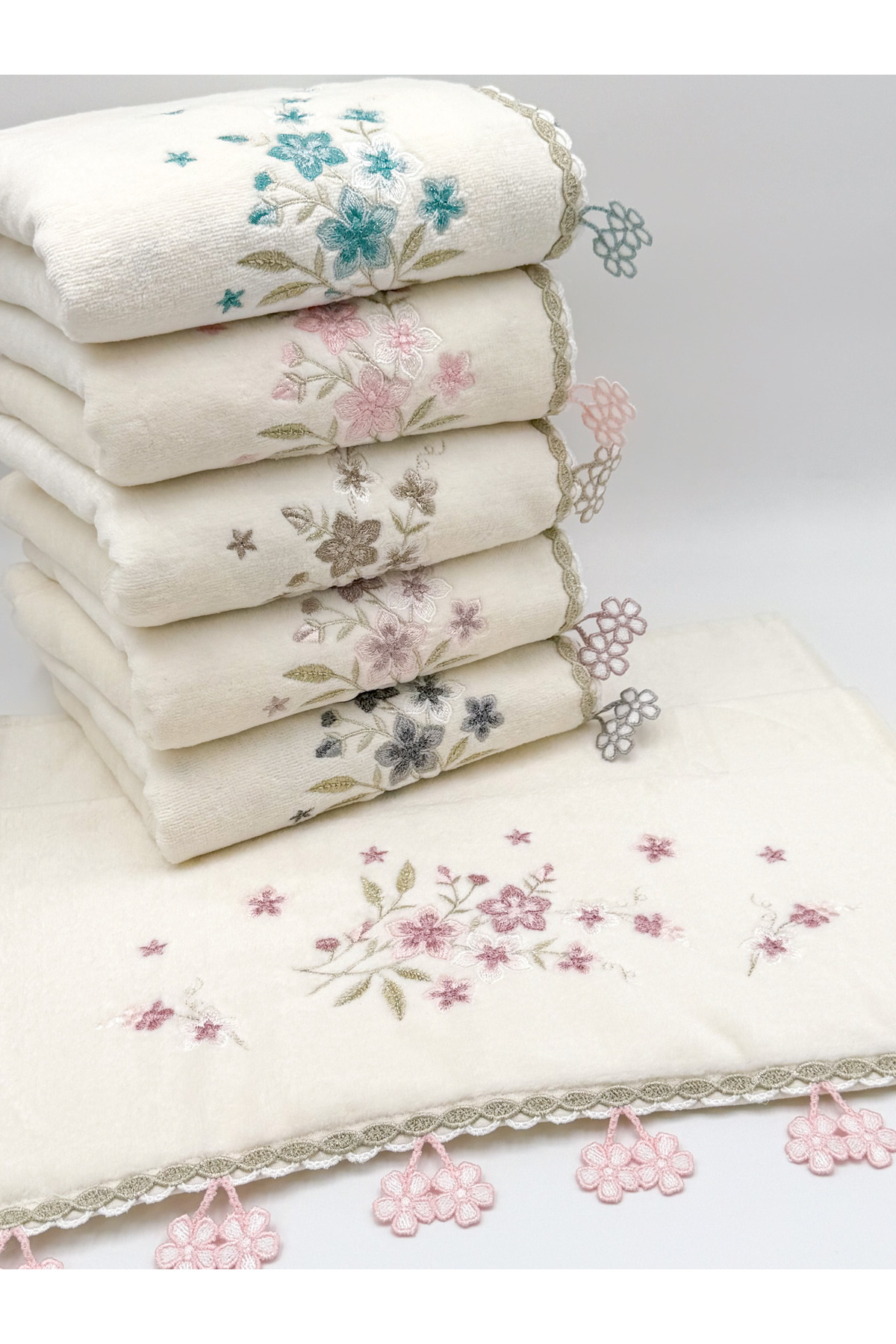 AYHANHOME 6'lı Çiçek Küpeli İşleme Renkli Çeyizlik 30x50 Mutfak Havlu Seti - Görsel 3