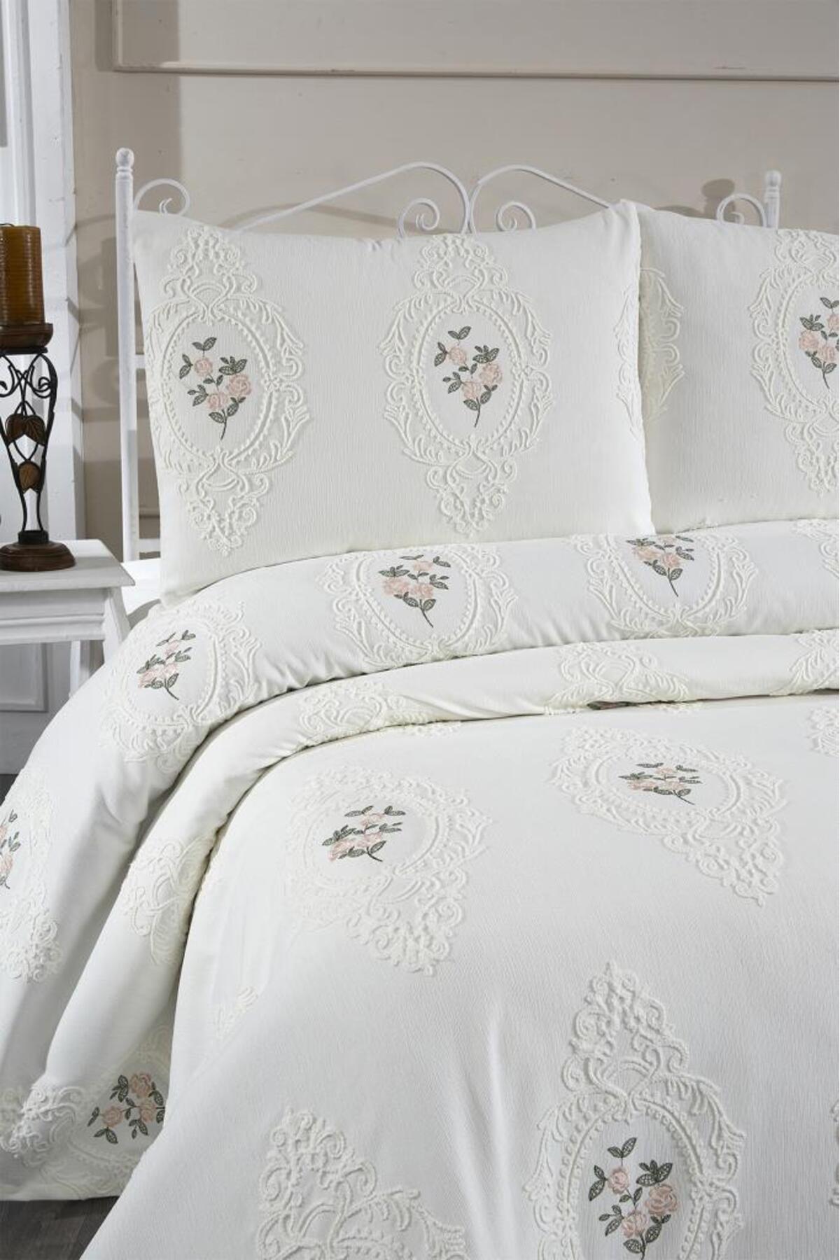 Çeyiz Diyarı Gardenlove Nakışlı Şönil 3 Parça Çift Kişilik Yatak Örtüsü Krem - Görsel 2