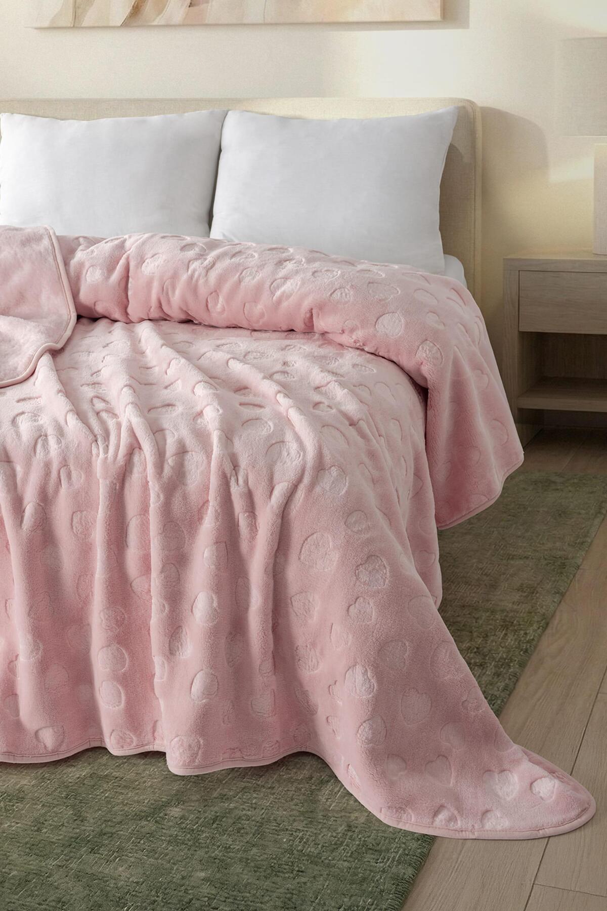 Soley AMORE | Emboss Kabartmalı Kalpli Çift Kişilik Battaniye | 220x240 cm - Görsel 2