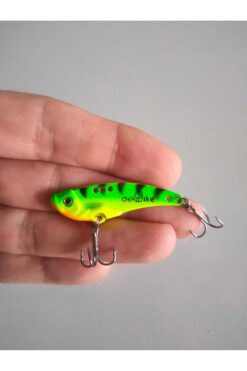 Bozok balıkçılık Vibrasyon yem , alabalık , levrek , turna , kasna , vs. balıklar için(4,5cm 8 gram)