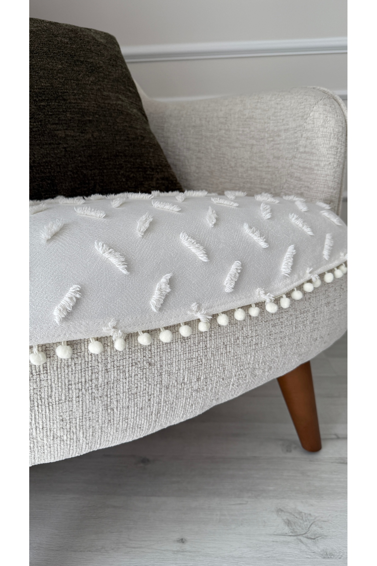 DİLETTO Oturma Yerini Kapatan Ponponlu Koltuk Örtüsü Pamuk | Berjer Örtüsü Koltuk Şalı 70x95 Cm Ekru