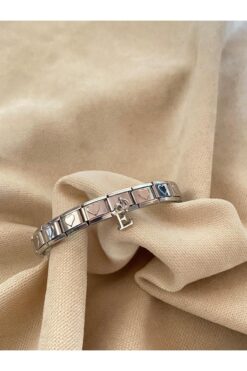bijoux uniques E Harfli Kalpli Çelik İtalyan Charm Bileklik