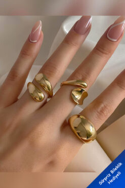 The Collection 3'lü Kombin Su Damlası Formlu Tasarım Gold Yüzük Set