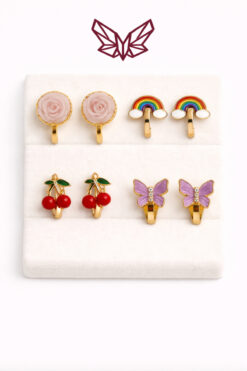 MakeWell Ekonomik Paket Deliksiz küpe Fiyonk Kalp Çiçek Hello Kity Yonca Kiraz Tasarımlı Deliksiz Küpeler