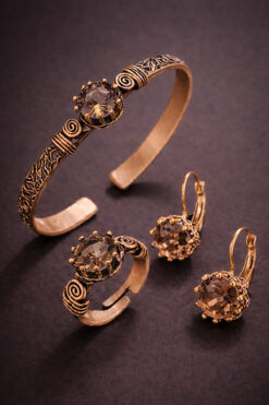 İyyaKee Kadın Bakır Bileklik Yüzük Küpe Seti Doğal Zultanit Taşı Yuvarlak Model Bakır Antialerjik Set