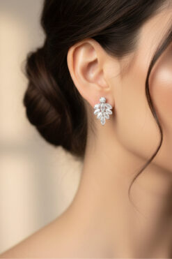 Happyline Zirkon Taşlı Minimal Küpe Gelin Küpe Abiye Küpe Gümüş Kaplama Kına Küpe Abiye Küpe