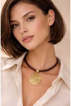 Kutcha Accessories Kahverengi Örgü Deri Kordon Dokulu Yuvarlak Gold Kolye