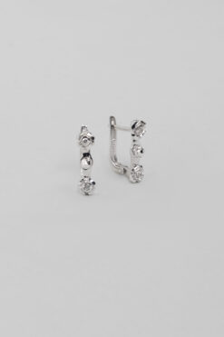 So CHIC... Çiçek Dalı 18 Ayar Beyaz Altın Kaplama Gümüş Küpe