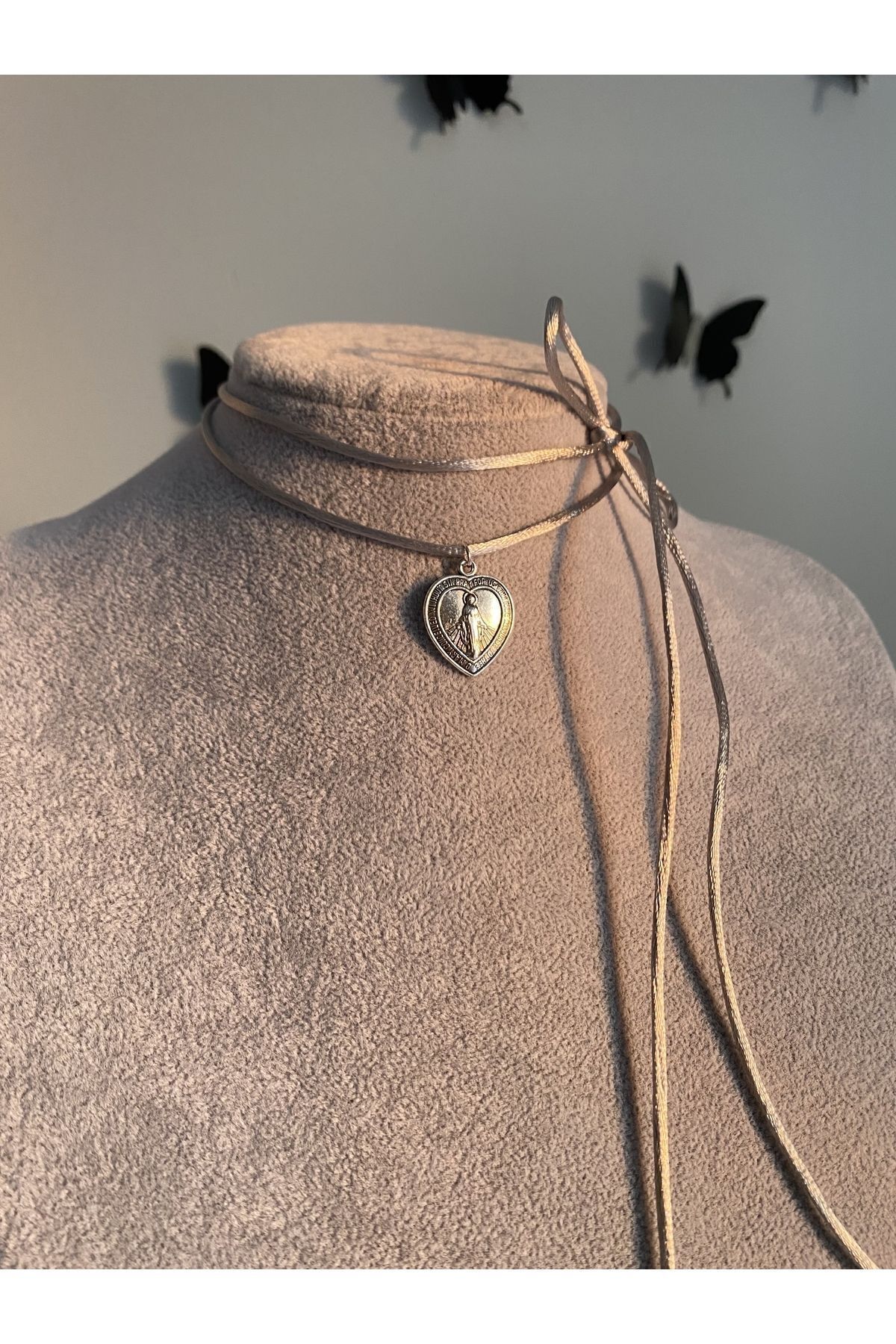 Pinky Lady İpli kalpli meryem ana choker kolye - Görsel 2