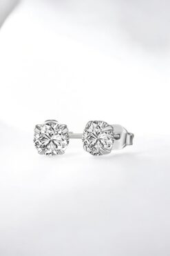 jelux silver Gümüş 925 Ayar 6 mm Premium Star Kesim Zirkon Taşlı Çivili Küpe