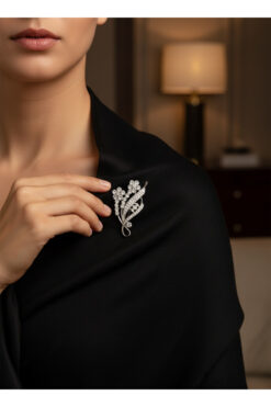 modamira Gümüş Rengi El Emeği Çiçek Broş / Yaka İğnesi - Boy: 5,5 cm