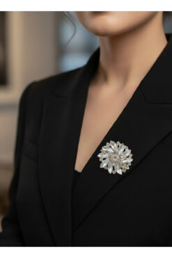 Estilo Lingerie Beyaz Kristal Taşlı Broş