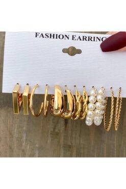 Perry Accesories çoklu incili halkalı kare kombin küpe seti çoklu küpe