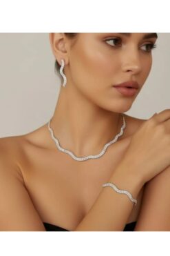shopidik Şık ve Modern Dalga Desenli Zirkon Takı Seti