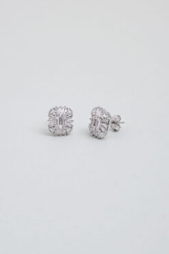 So CHIC... Baget Işıltısı 18 Ayar Beyaz Altın Kaplama Gümüş Küpe