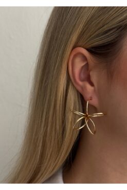 KİLİGİSTANBUL TEL ÇİÇEK KÜPE 4 CM