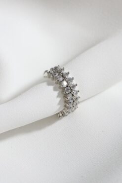 Genel Markalar Iki Sıralı Taşlı Tek Sıkıştırmalı Sılver Kıkırdak Küpe