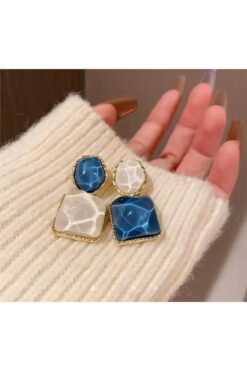 Pelin Aksesuar Mavi Beyaz Buğulu Taşlı Asimetrik Küpe