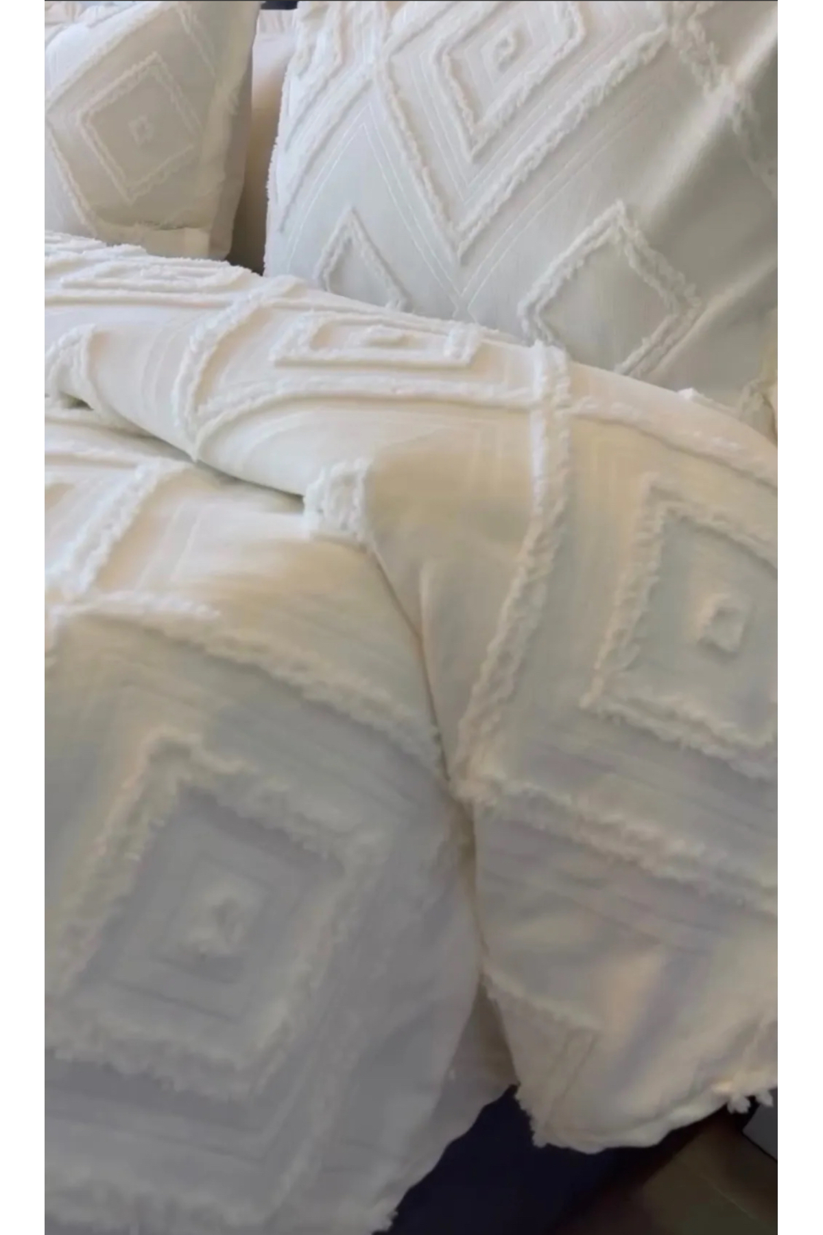 best house decor Çift Kişilik Iskandinav Yatak Örtüsü 240x250 Cm 2 Adet Yastık Kılıfı