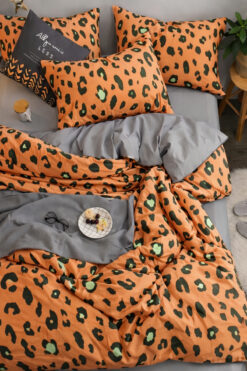 İQON Lastikli Çarşaflı Nevresim Takımı Çift Kişilik Leopar Orange