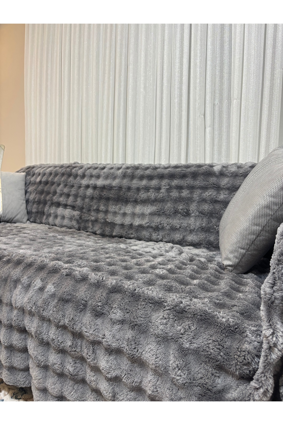 Sarar Yeni Nesil Bubble Peluş Koltuk Örtüsü Pofuduk - Görsel 2