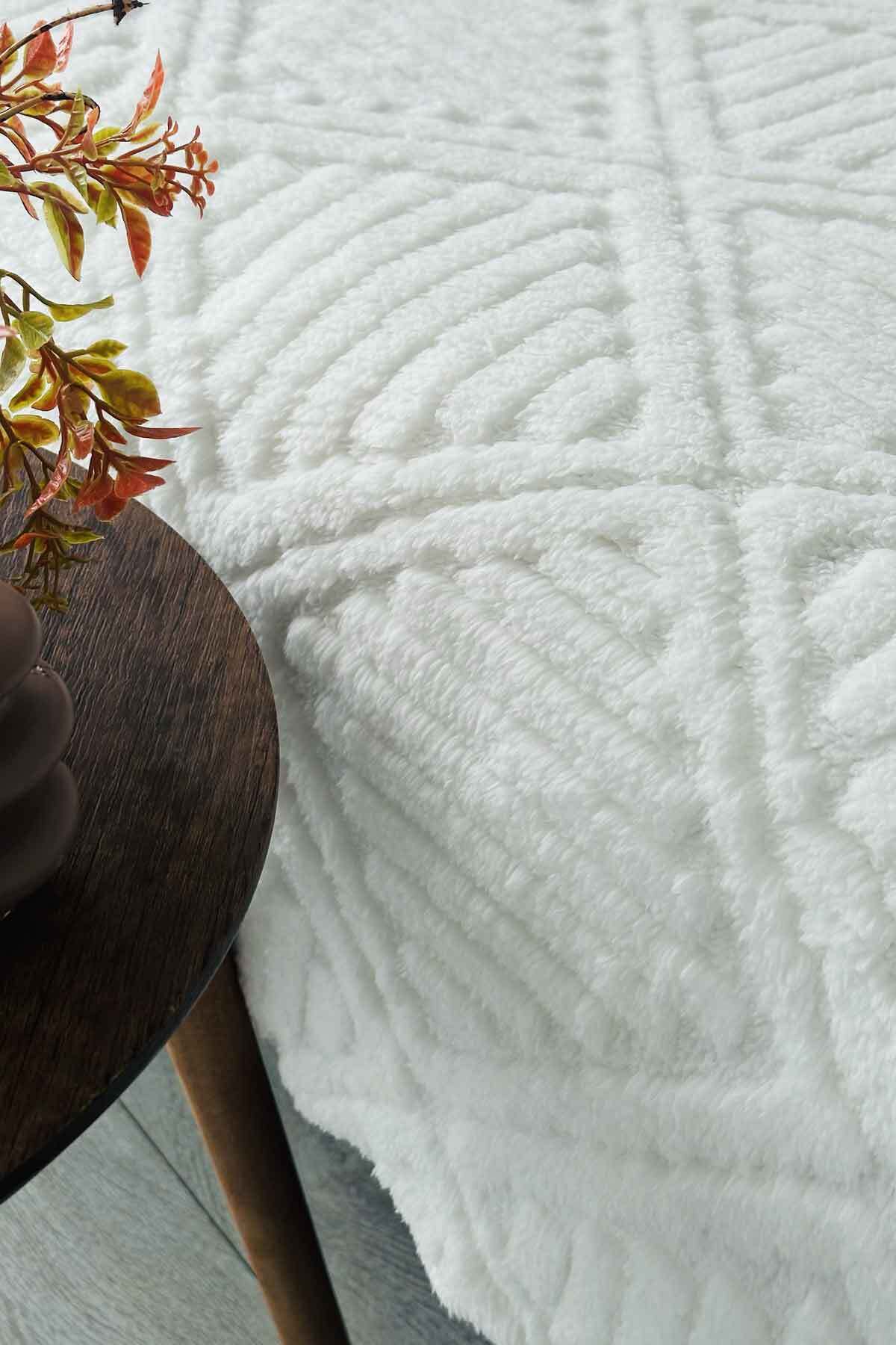 Decomia Home Hilda Oturma Yerini Kapatan Kabartmalı Yumuşak Tüylü Koltuk Örtüsü Koltuk Şalı (100X220cm) - Görsel 2