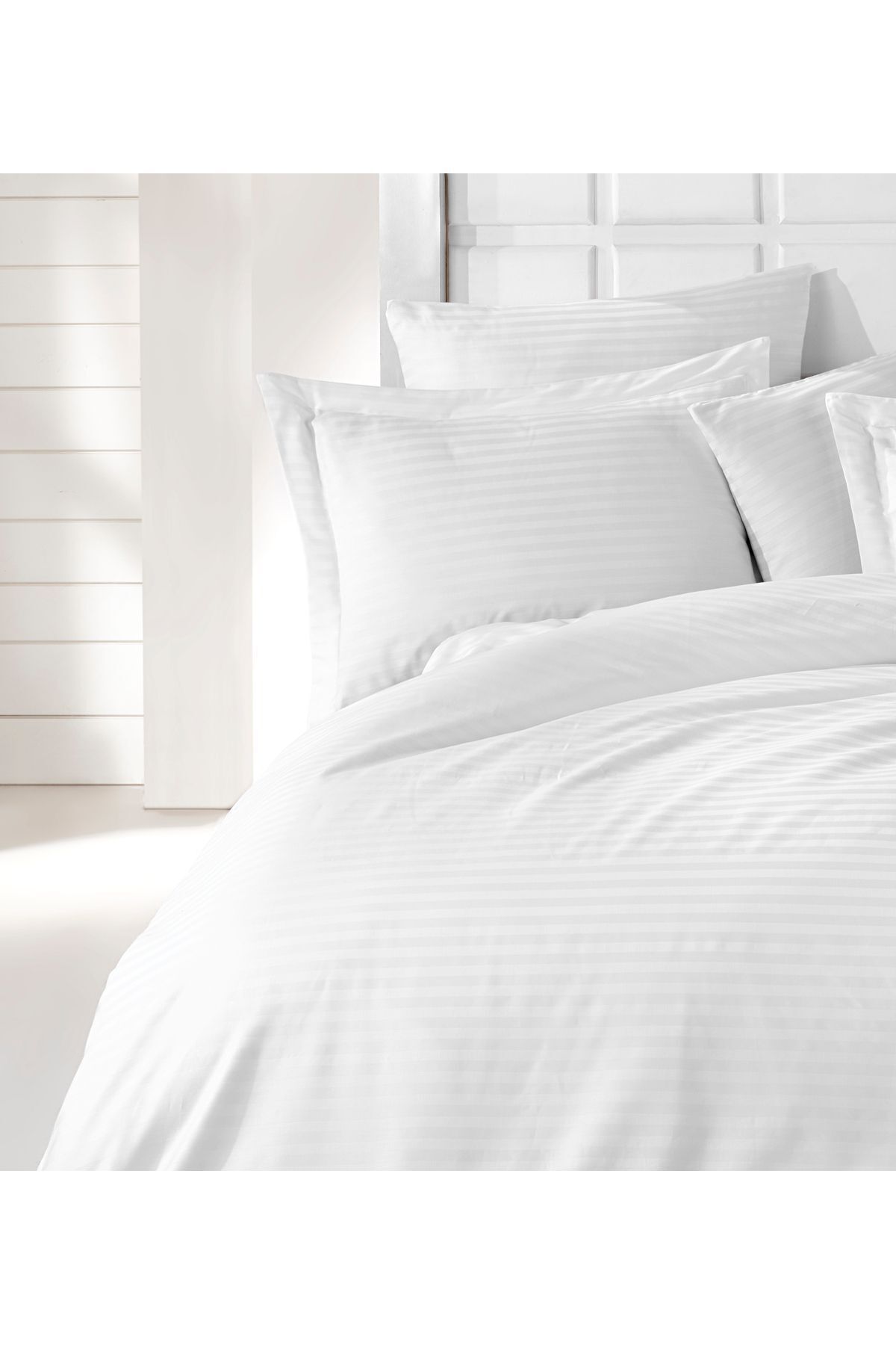 MyStory Home Lastikli Çarşaflı Çift Kişilik Nevresim Takımı Saten Beyaz