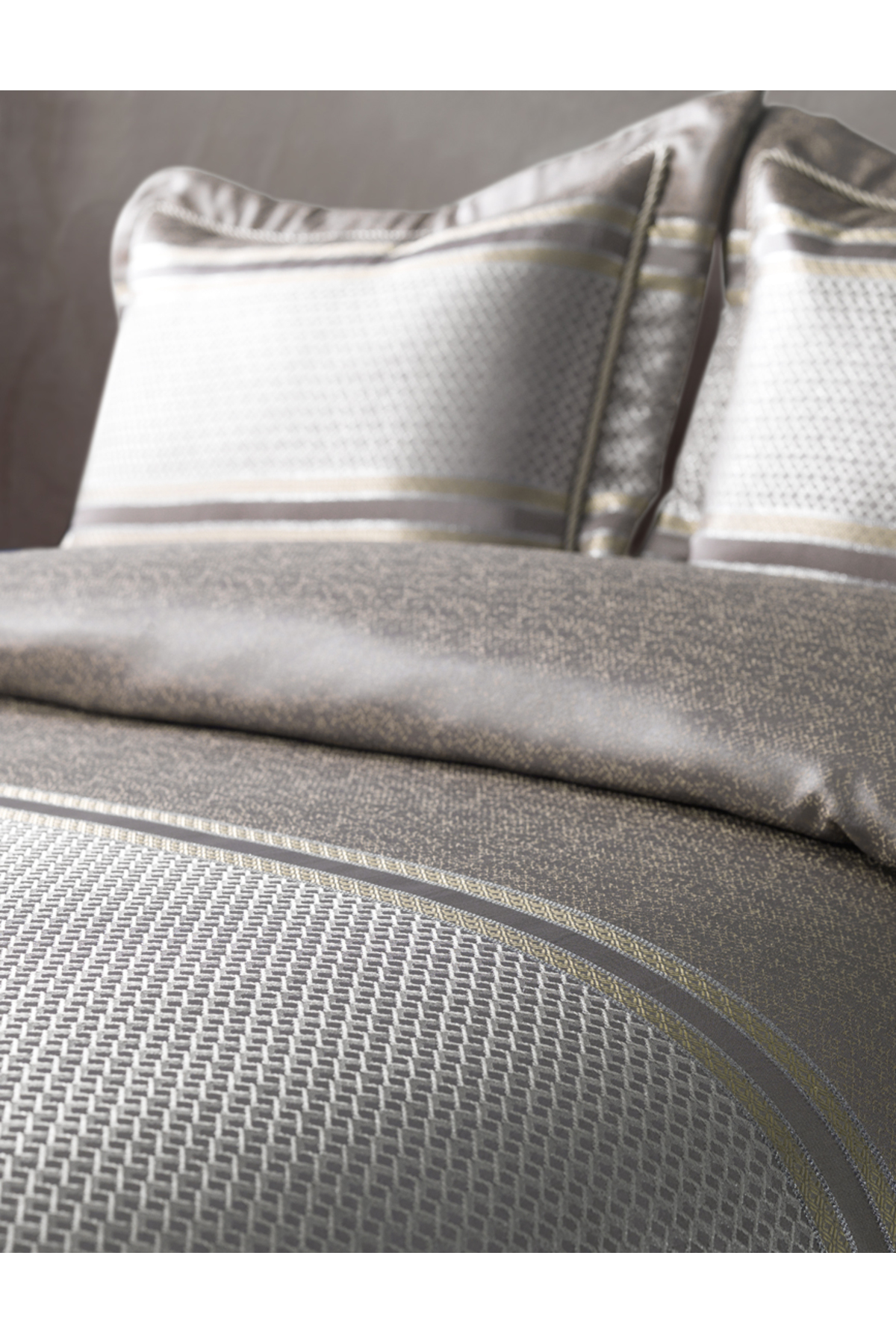 Doqu Home Mathilda Yatak Örtüsü Çift Kişilik - Gold - Görsel 3