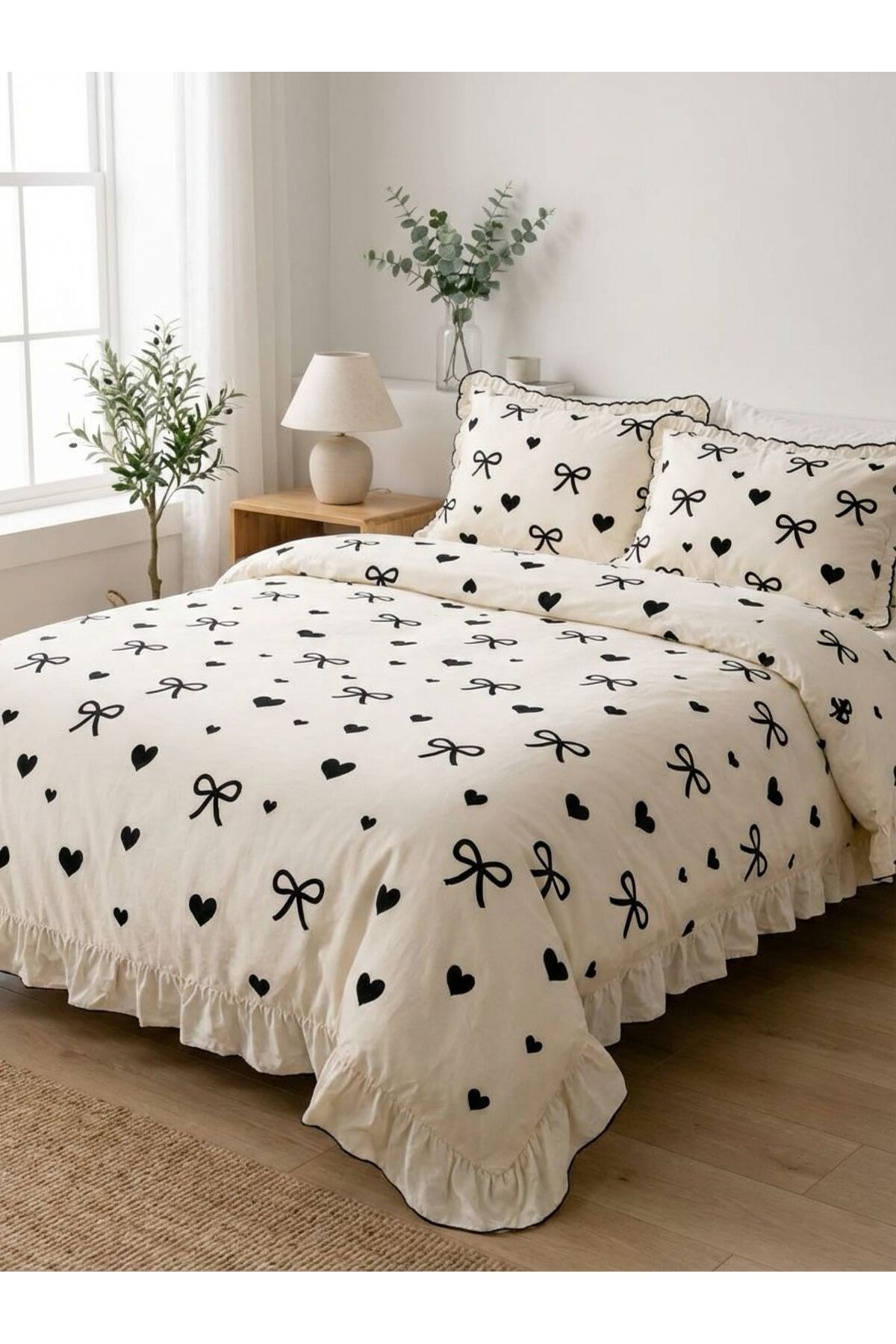moon secret tekstil Fırfırlı Kalpli & Fiyonk Desenli Nevresim Takımı – %100 Pamuk, Şık ve Romantik Yatak Odası Takımı
