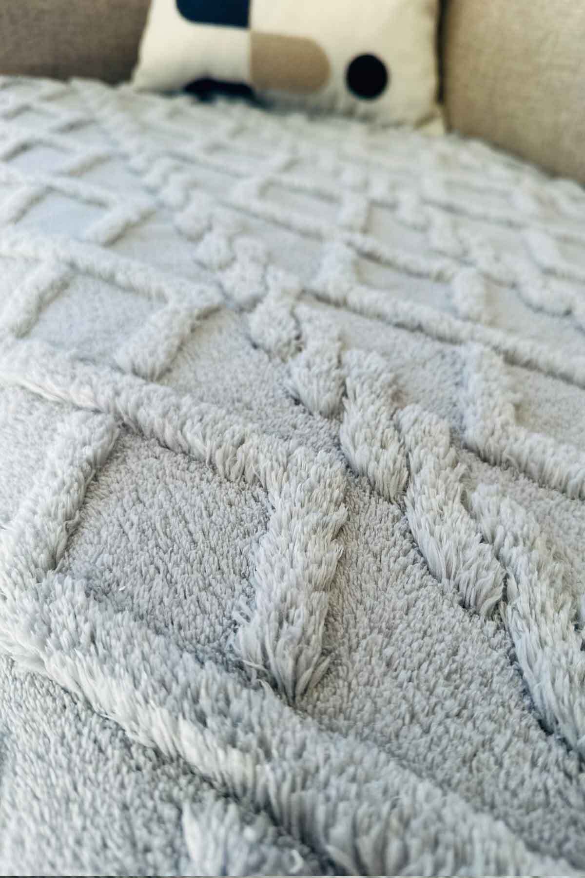 Decomia Home Chain Oturma Yerini Kapatan Kabartmalı Yumuşak Tüylü Koltuk Örtüsü Koltuk Şalı (100X220cm) - Görsel 3