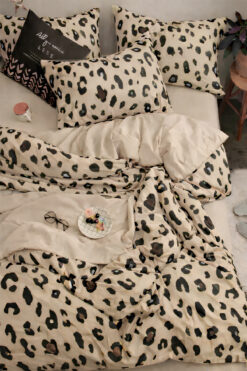 İQON Lastikli Çarşaflı Nevresim Takımı Tek Kişilik Leopar Kahve