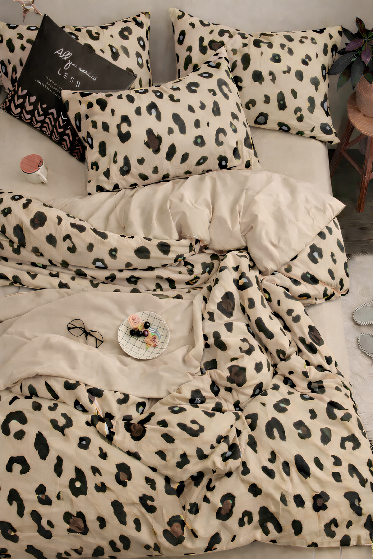 İQON Lastikli Çarşaflı Nevresim Takımı Tek Kişilik Leopar Kahve