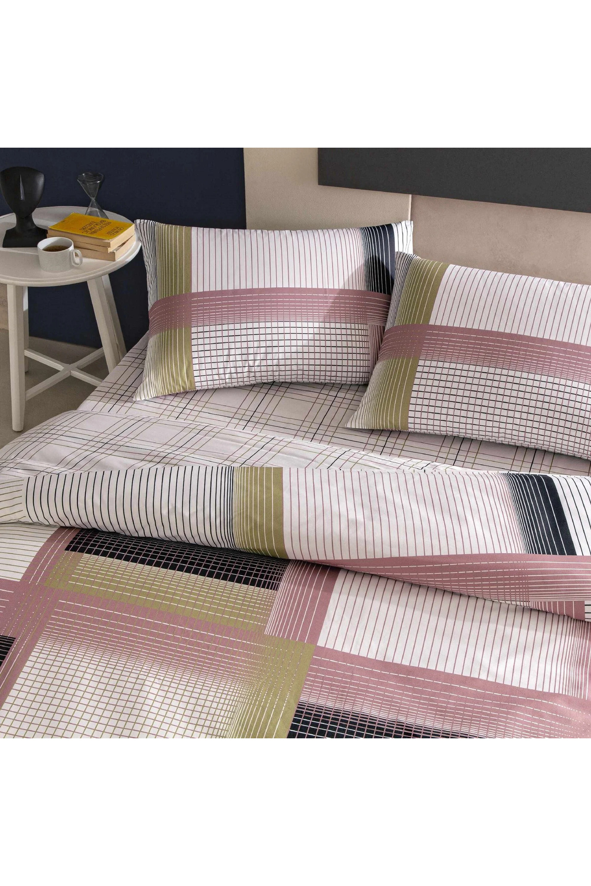 Taç GENÇ MODASI RANFORCE ÇİFT KİŞİLİK NEVRESİM TAKIMI ZYRA PEMBE - Görsel 2