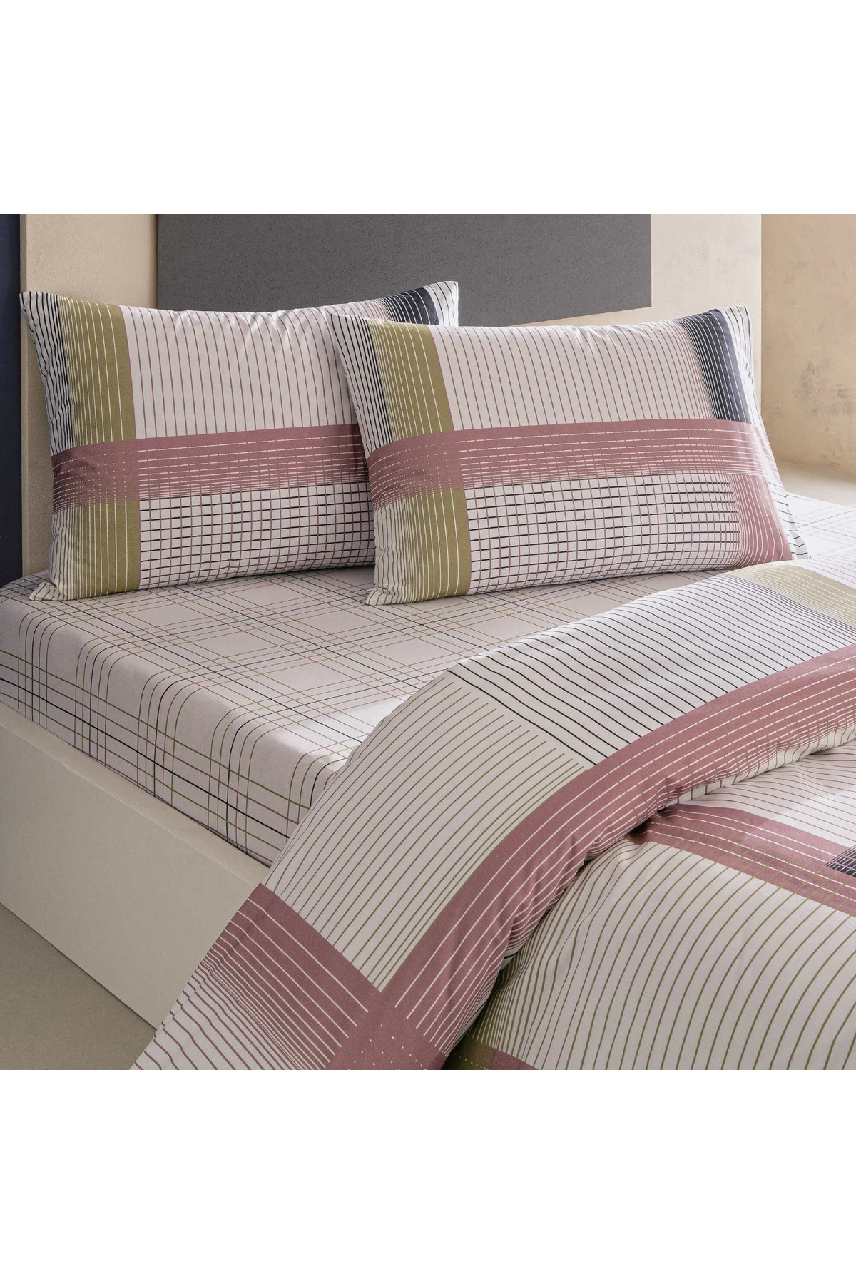 Taç GENÇ MODASI RANFORCE ÇİFT KİŞİLİK NEVRESİM TAKIMI ZYRA PEMBE - Görsel 3