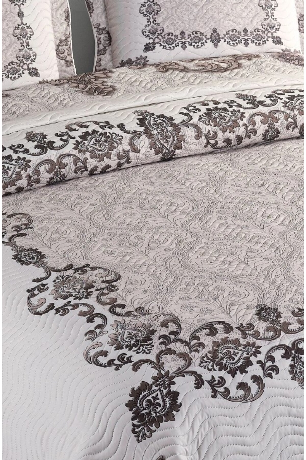 Örtüm Çift Kişilik Microfiber Kapitone Yatak Örtüsü(GLORİA KAHVE) - Görsel 3