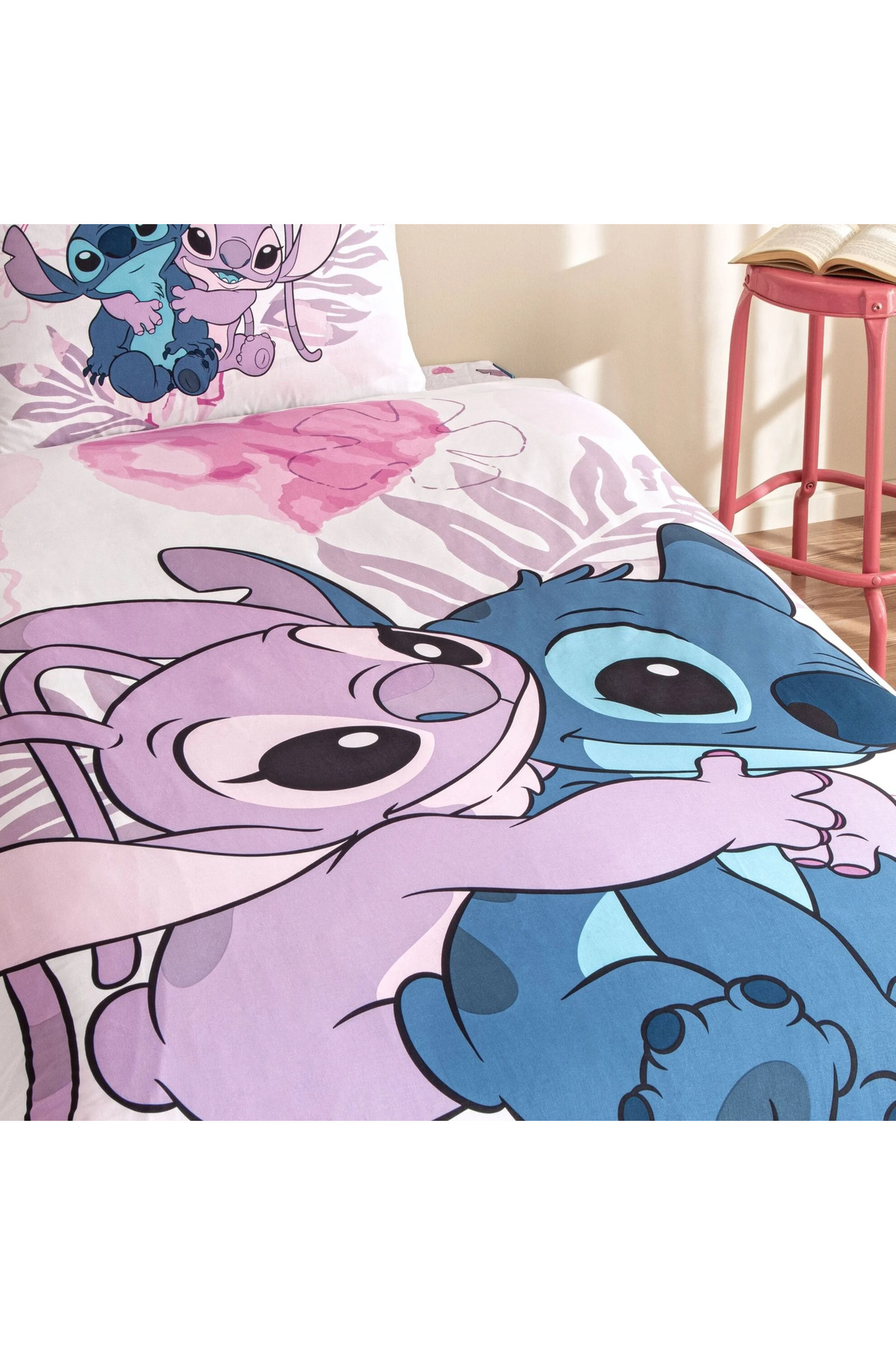 Taç Lisanslı Lilo & Stitch Tek Kişilik Pamuk Nevresim Takımı - Görsel 2